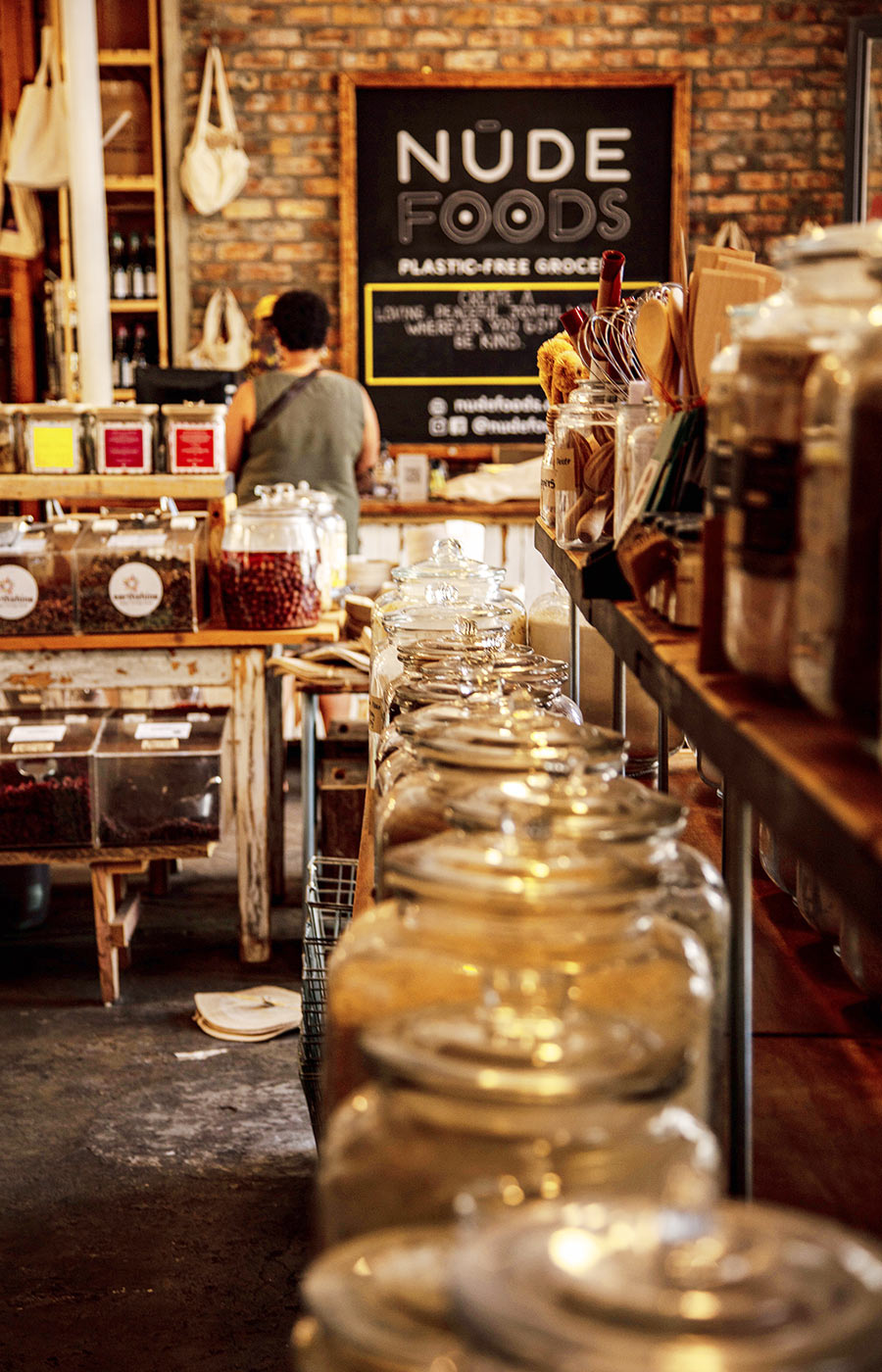 Going Nude JAN Online