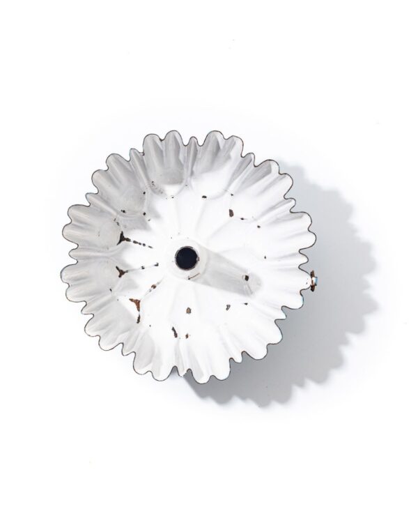 Decorative bundt cake