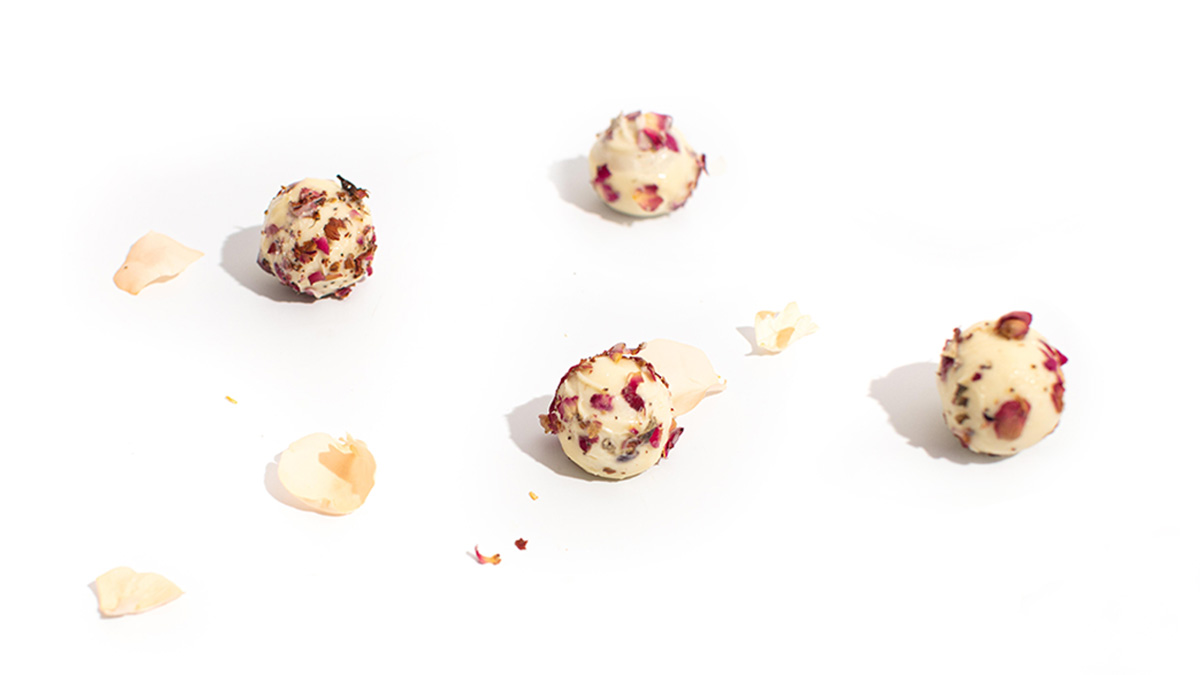 White Chocolate Truffles | JAN Online